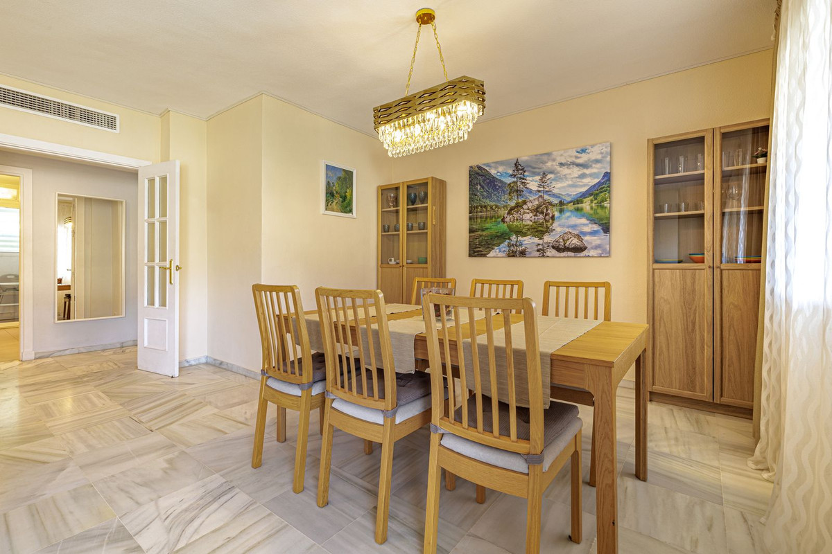 bfb878fec50ea7ab8b0a4696e25ec734 - 6