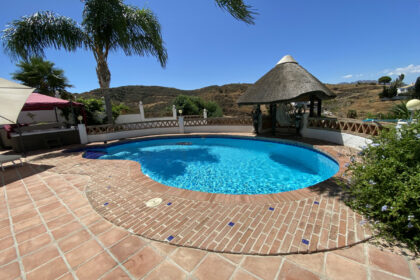 c064d3f2049291d2a2aefa449592a58c - 2