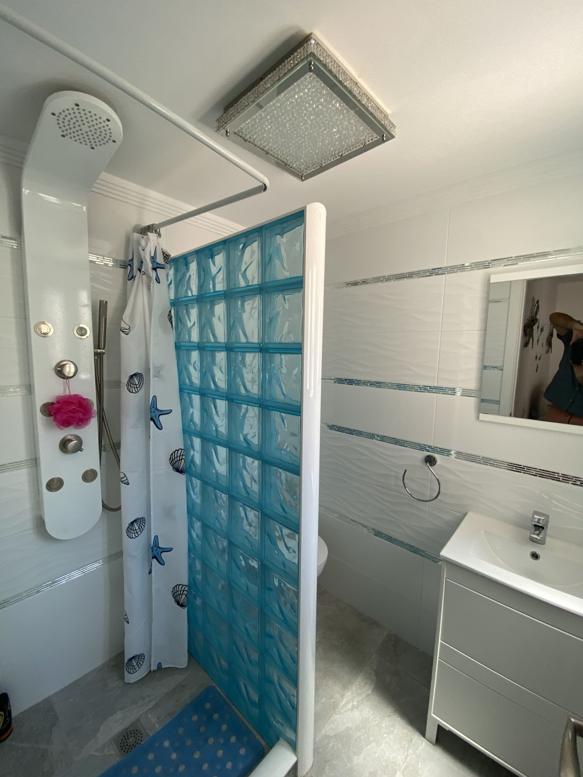 c064d3f2049291d2a2aefa449592a58c - 21