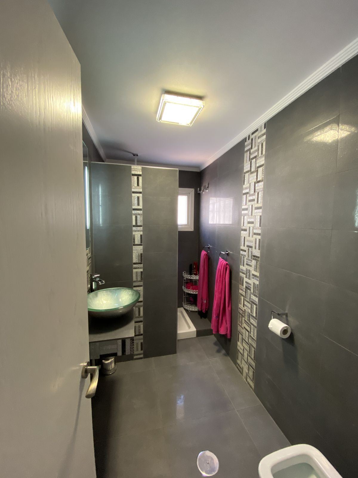 c064d3f2049291d2a2aefa449592a58c - 26