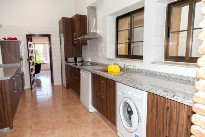 c0b536783d61ad5fbff38594af4f72ee - 18