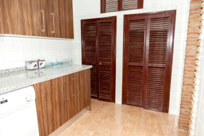 c0b536783d61ad5fbff38594af4f72ee - 33