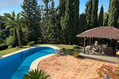 c0fecd3df251f0a59df8b88b053b8bf6 - 17