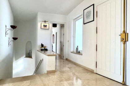 c0fecd3df251f0a59df8b88b053b8bf6 - 22