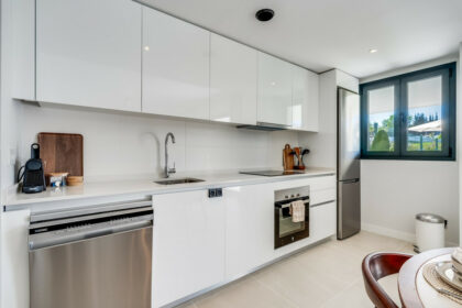 c24f4f809f083275ede0ecbf29f1dc40 - 14