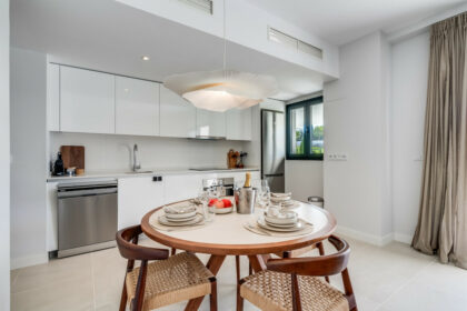 c24f4f809f083275ede0ecbf29f1dc40 - 15