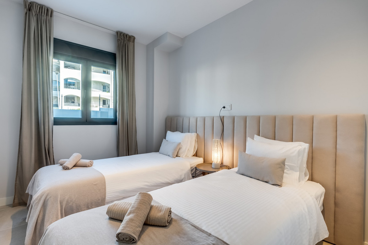 c24f4f809f083275ede0ecbf29f1dc40 - 8