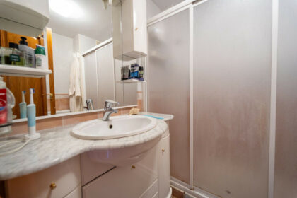 c252870d8c3819cc7075deaa2633dea7 - 24