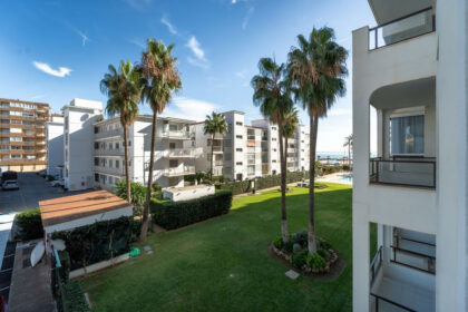 c252870d8c3819cc7075deaa2633dea7 - 25