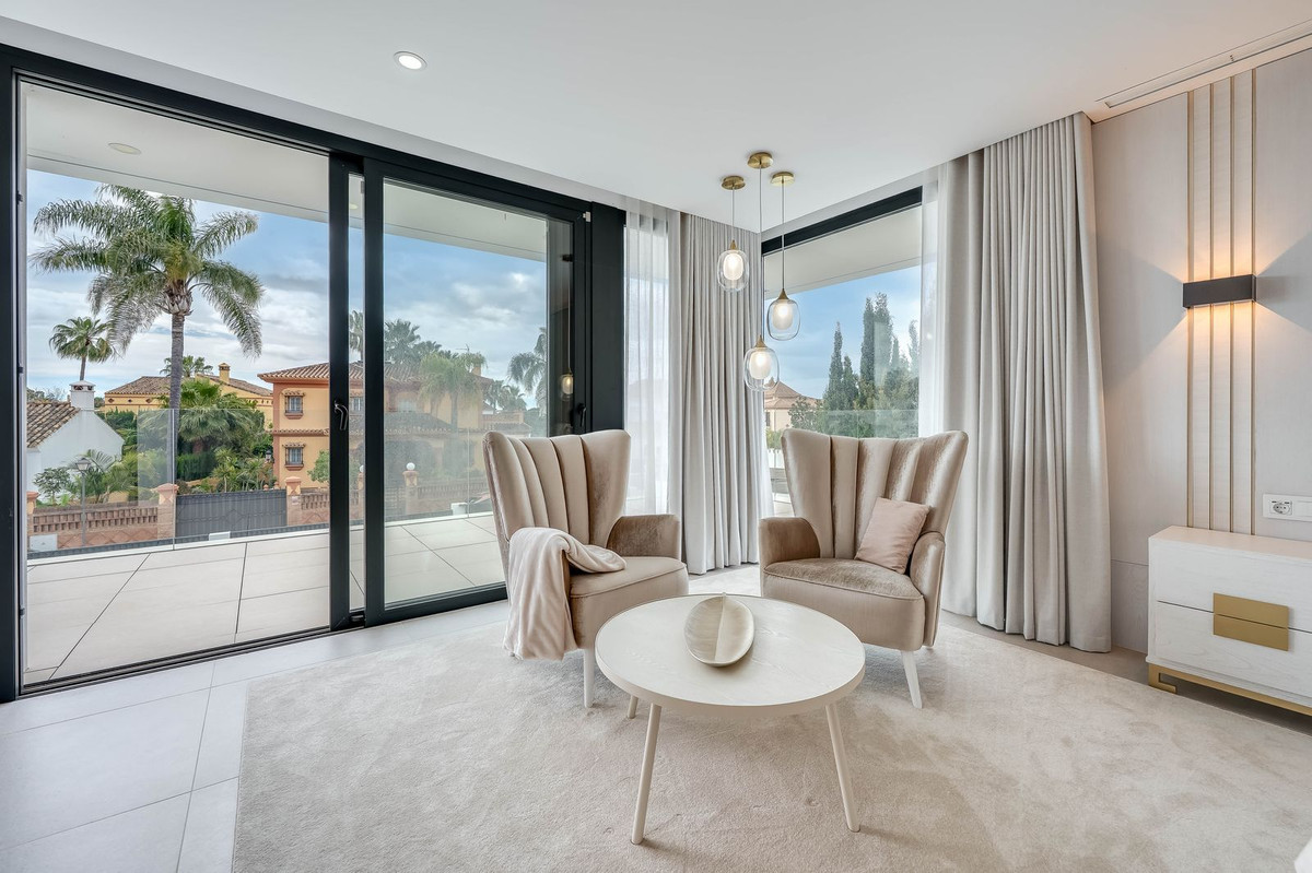 c2a0e0d146b05cb2d55c5ef3546509ee - 10