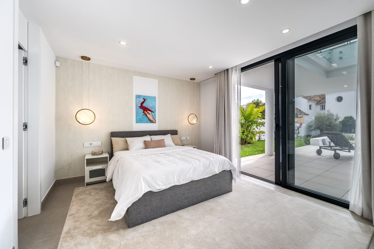 c2a0e0d146b05cb2d55c5ef3546509ee - 20