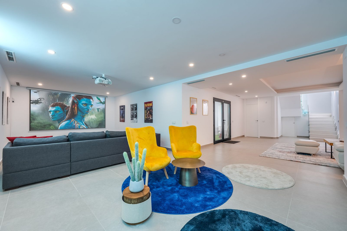 c2a0e0d146b05cb2d55c5ef3546509ee - 25