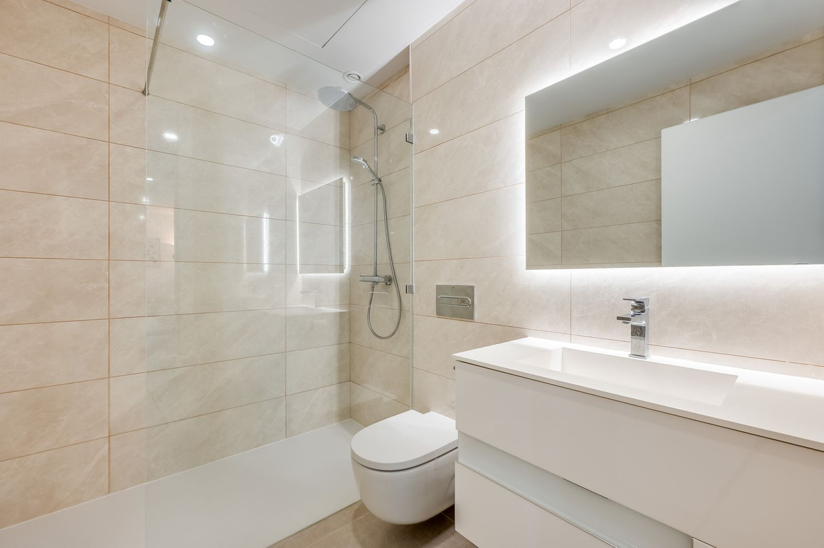 c2a0e0d146b05cb2d55c5ef3546509ee - 30