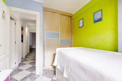 c2ef540f4be216696ad05cd09c863103 - 16