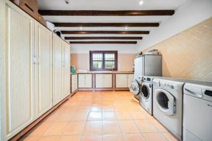 c34263f617177c2f340d36a7abadba4e - 56