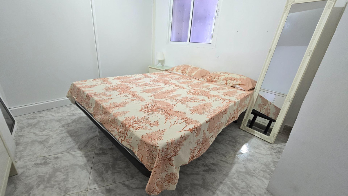 c36558cf8712a0df4bd0859551d89b37 - 18