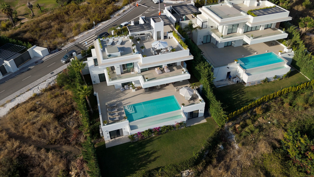 c4f7b53766443464c6820a3770b47bfa - 2