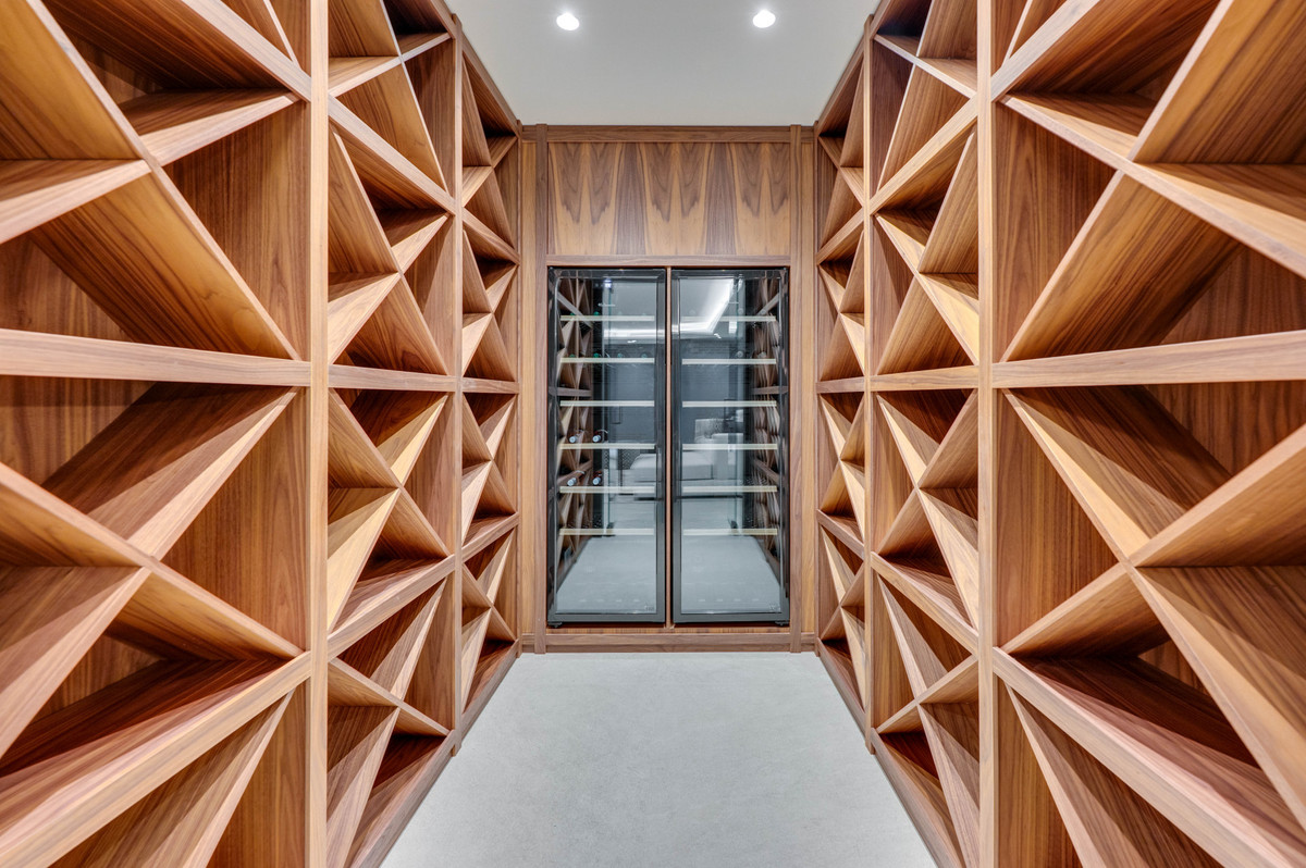 c4f7b53766443464c6820a3770b47bfa - 30