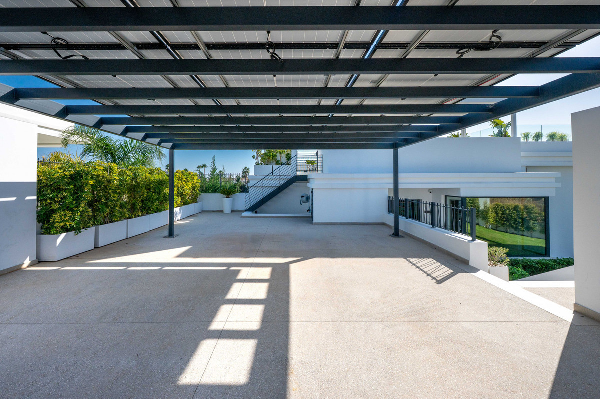 c4f7b53766443464c6820a3770b47bfa - 43