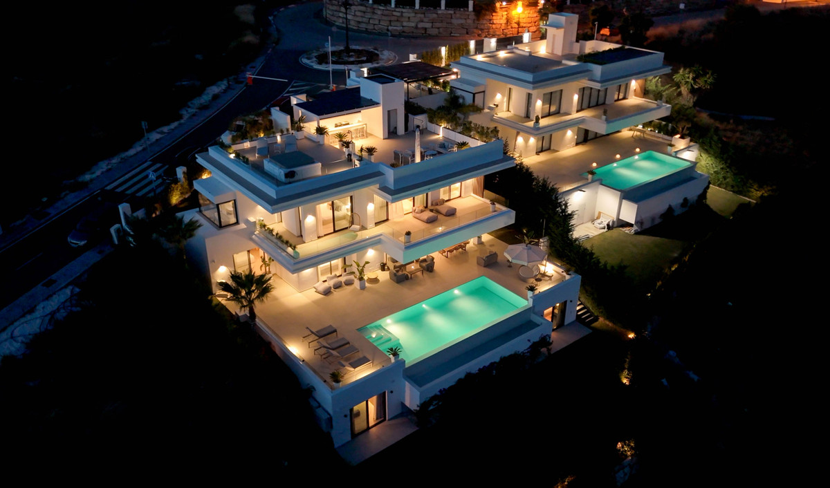 c4f7b53766443464c6820a3770b47bfa - 45