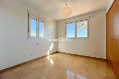 c4fe99ec8d2668fa1115e170c1be7f89 - 23