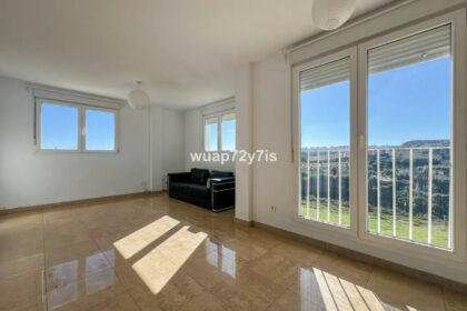 c4fe99ec8d2668fa1115e170c1be7f89 - 26