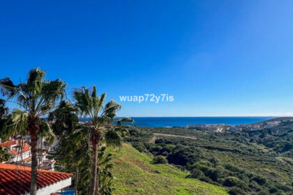 c4fe99ec8d2668fa1115e170c1be7f89 - 38