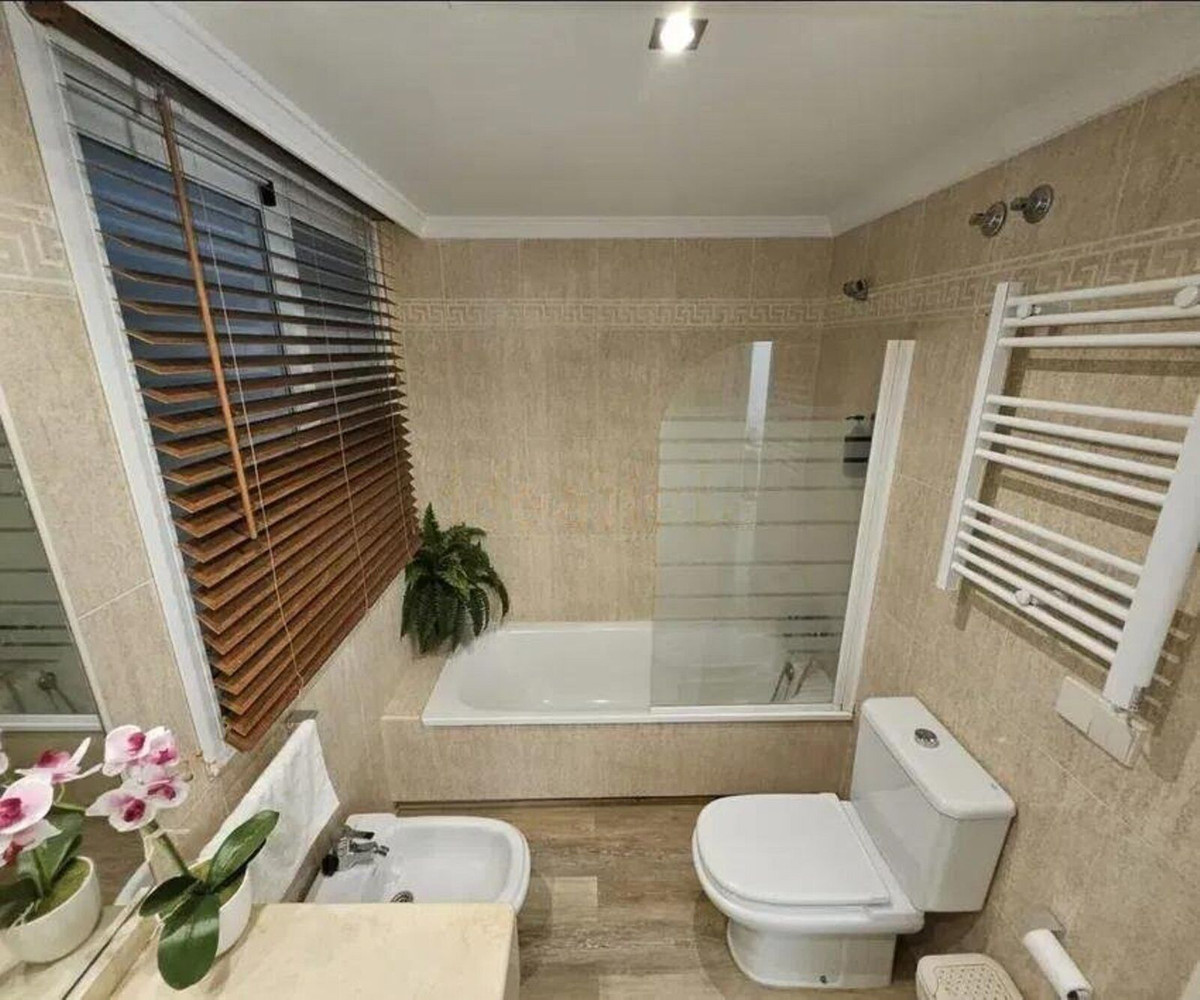 c54a987df33badd88c4bf3007917def3 - 24