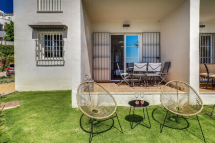 c6f6052861a0ec4d2f389cba67ad59d6 - 10