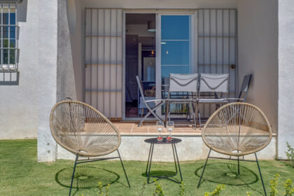 c6f6052861a0ec4d2f389cba67ad59d6 - 9