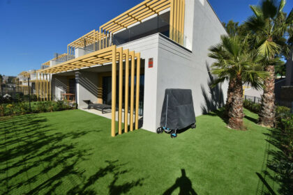 c8ed4e79b4a7fbf7532e69df3e546b21 - 23