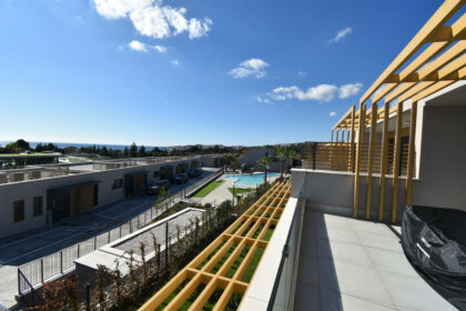 c8ed4e79b4a7fbf7532e69df3e546b21 - 27