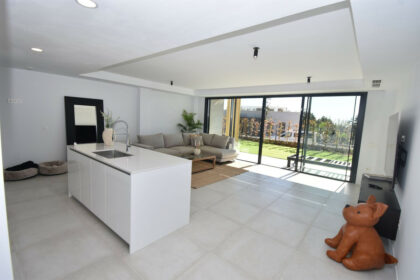 c8ed4e79b4a7fbf7532e69df3e546b21 - 5