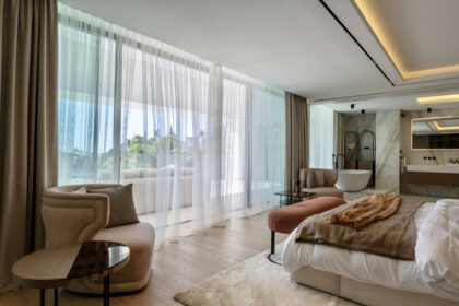 c90842b119c8905887223c4b3d0a43e4 - 31