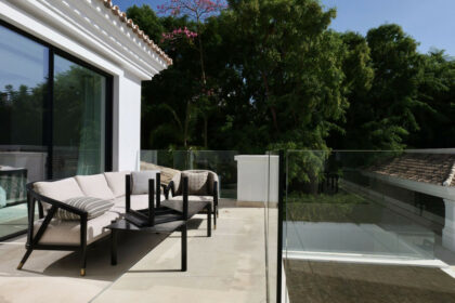 c90842b119c8905887223c4b3d0a43e4 - 43