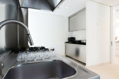 c90842b119c8905887223c4b3d0a43e4 - 68