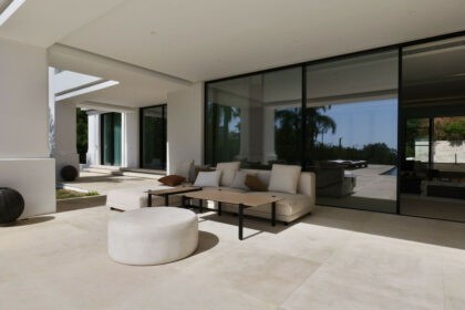 c90842b119c8905887223c4b3d0a43e4 - 81