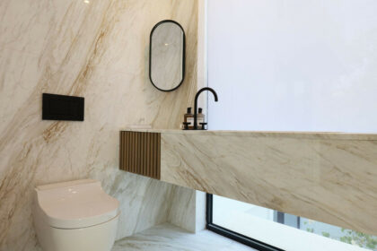 c90842b119c8905887223c4b3d0a43e4 - 84