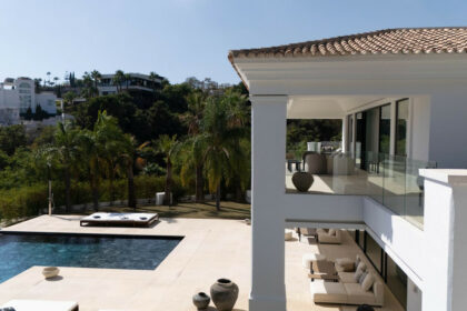 c90842b119c8905887223c4b3d0a43e4 - 9