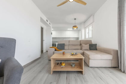 c92d2f8e7163141b0cd29e021455499c - 9