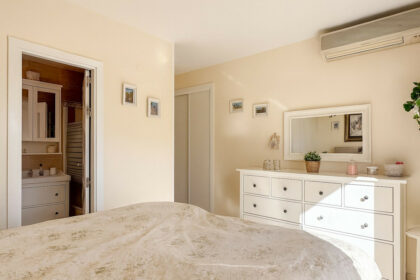 ca6167577b4db5e9d7aebb8aa72d03b1 - 14