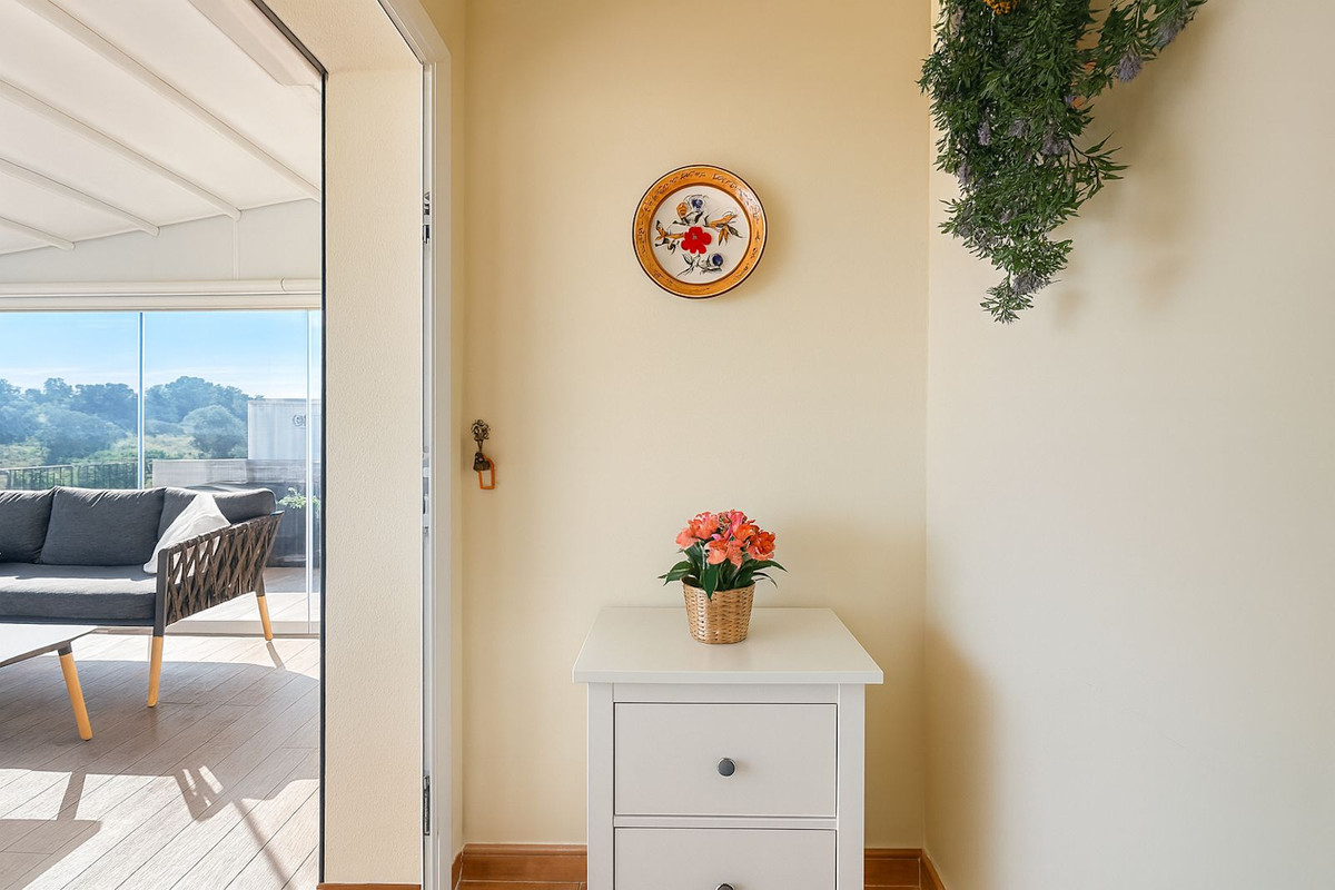 ca6167577b4db5e9d7aebb8aa72d03b1 - 26