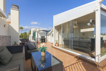 ca6167577b4db5e9d7aebb8aa72d03b1 - 30