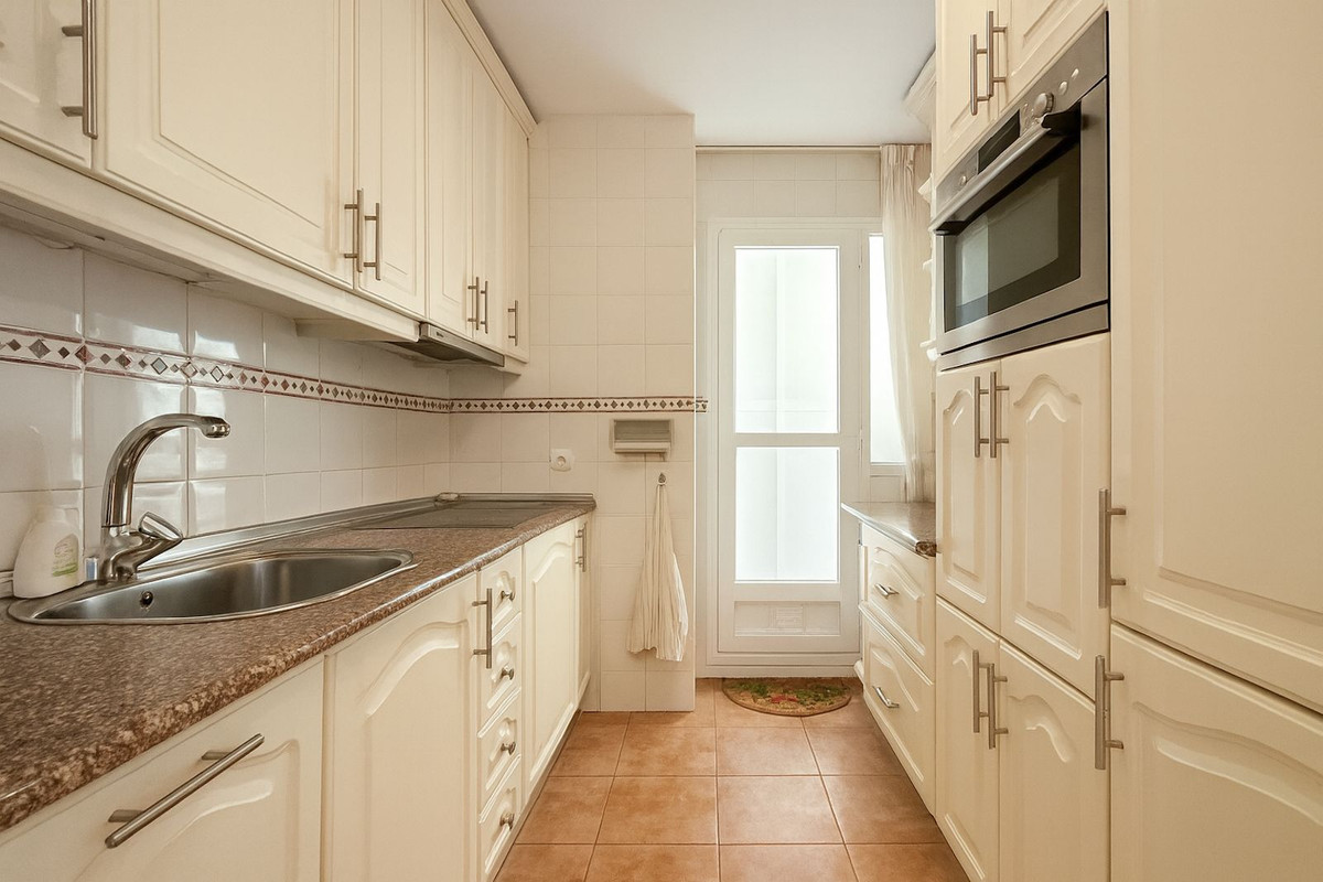 ca6167577b4db5e9d7aebb8aa72d03b1 - 5