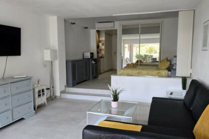 cc5b098e6ac83637d9f5807197356b3b - 15