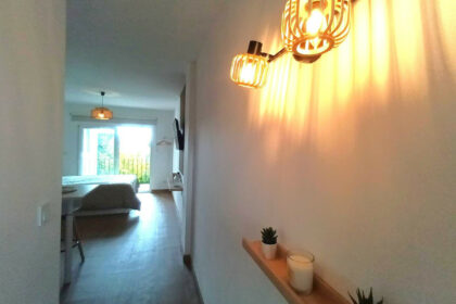 ccd518b5828943f13f83620d084b34b2 - 18