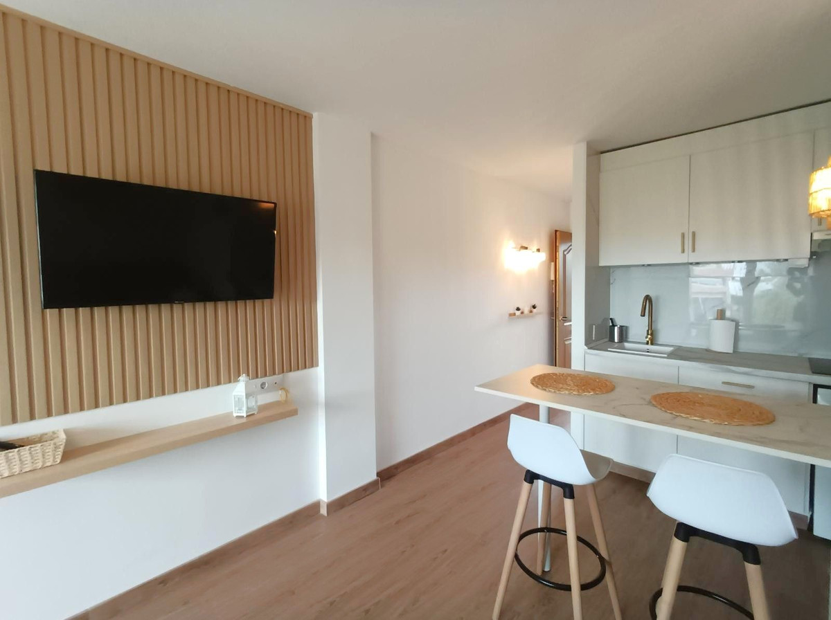 ccd518b5828943f13f83620d084b34b2 - 2