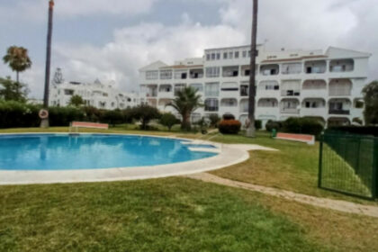 ccd518b5828943f13f83620d084b34b2 - 24