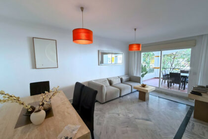 cdc8af40fee969e1b3256f9f83d3a5d8 - 1