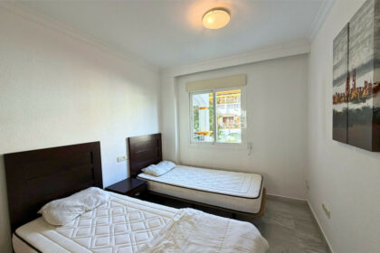 cdc8af40fee969e1b3256f9f83d3a5d8 - 10